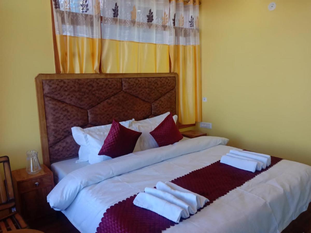 Floret Sojourn Hotel Shimla Exterior foto